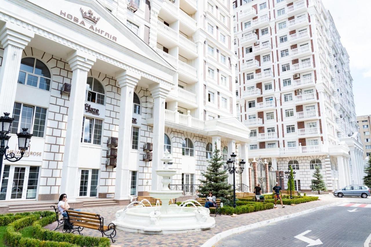 New England Deluxe Apartment Kiew Exterior foto